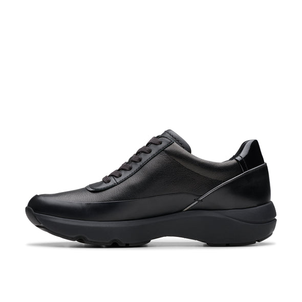 Clarks Tivoli Zip Black