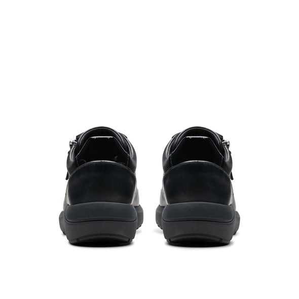 Clarks Tivoli Zip Black