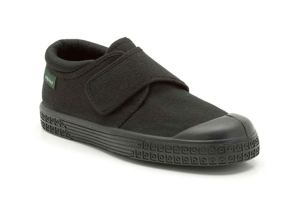 Clarks long store jump plimsolls